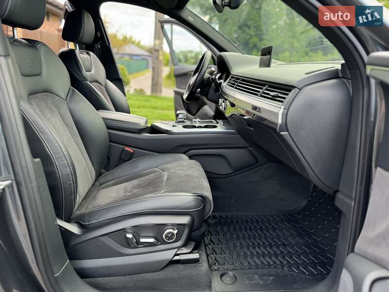 Позашляховик / Кросовер Audi Q7 2018 в Києві фото 54 Позашляховик / Кросовер Audi Q7 2018 в Києві