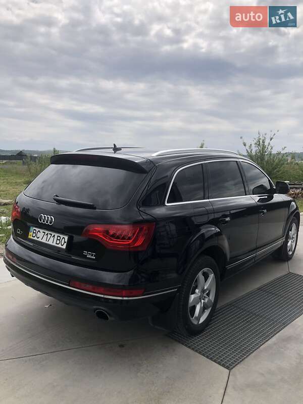 Позашляховик / Кросовер Audi Q7 2015 в Жовкві