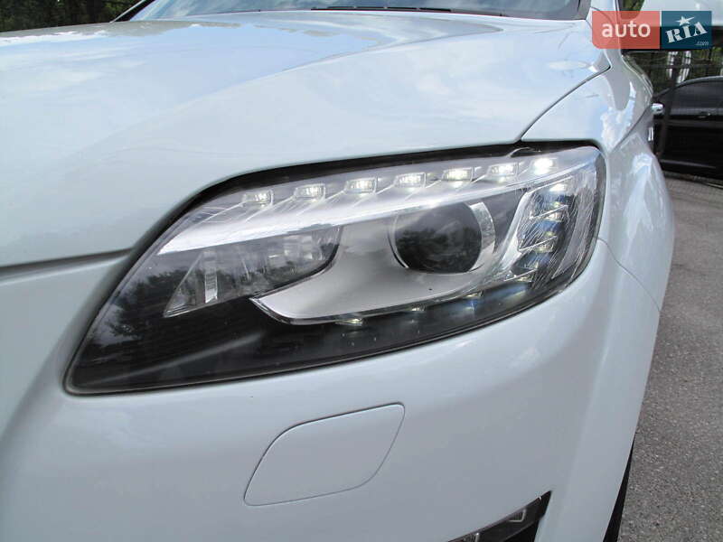 Внедорожник / Кроссовер Audi Q7 2014 в Киеве