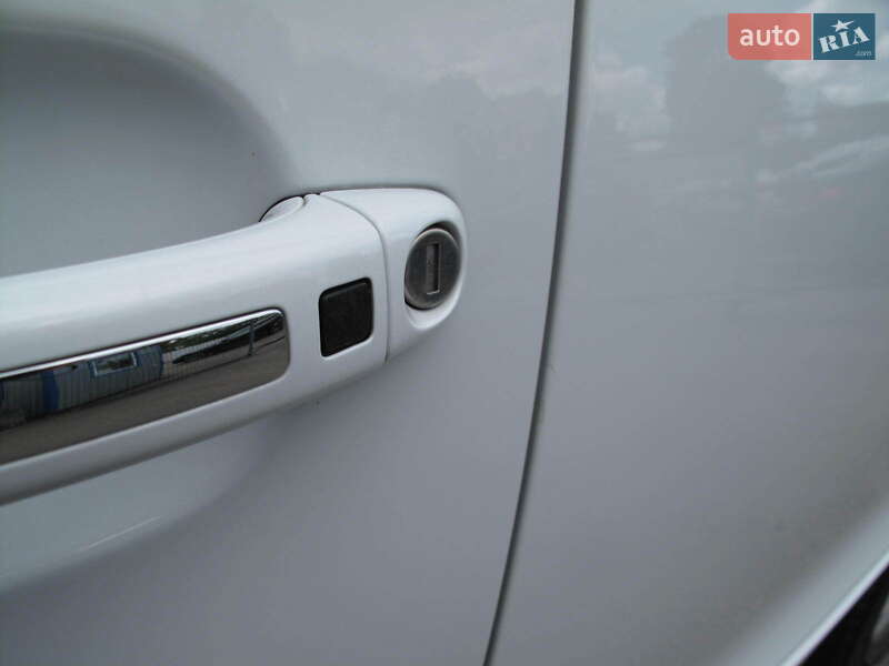 Позашляховик / Кросовер Audi Q7 2014 в Києві