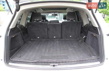 Внедорожник / Кроссовер Audi Q7 2014 в 