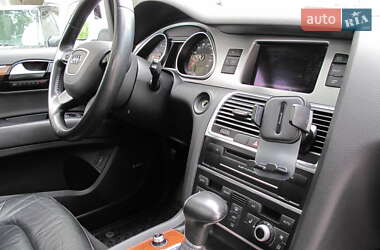 Внедорожник / Кроссовер Audi Q7 2014 в 