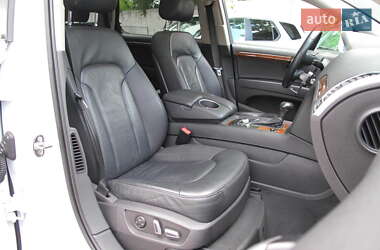 Внедорожник / Кроссовер Audi Q7 2014 в 