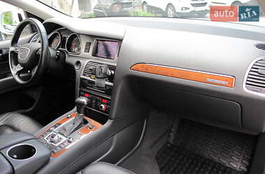 Внедорожник / Кроссовер Audi Q7 2014 в 