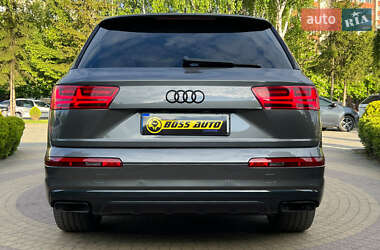 Внедорожник / Кроссовер Audi Q7 2019 в 