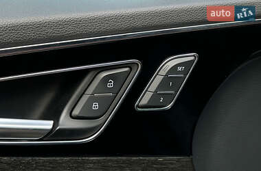 Внедорожник / Кроссовер Audi Q7 2019 в 