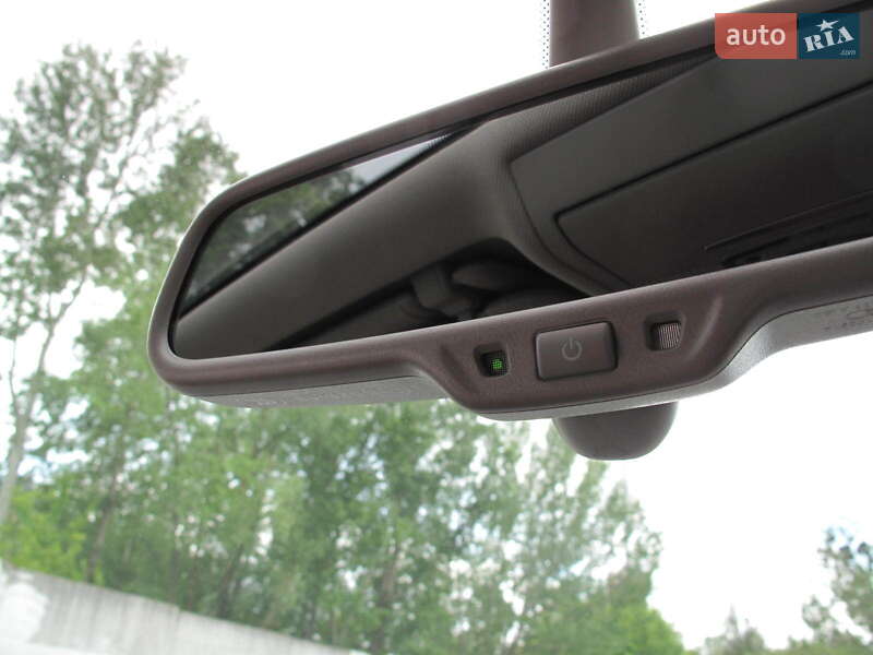 Внедорожник / Кроссовер Audi Q7 2014 в Киеве