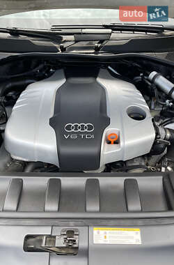 Внедорожник / Кроссовер Audi Q7 2011 в 