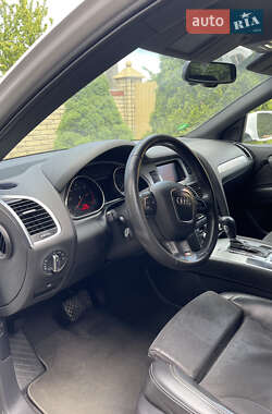 Внедорожник / Кроссовер Audi Q7 2011 в 