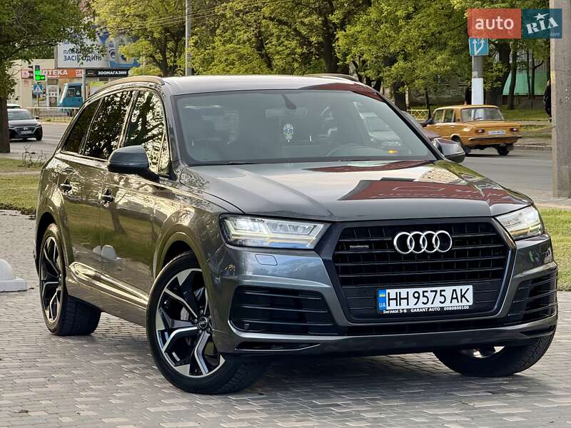 Позашляховик / Кросовер Audi Q7 2018 в Одесі