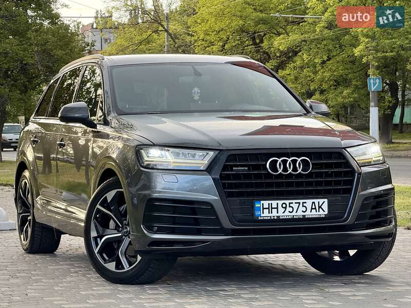 Позашляховик / Кросовер Audi Q7 2018 в Одесі