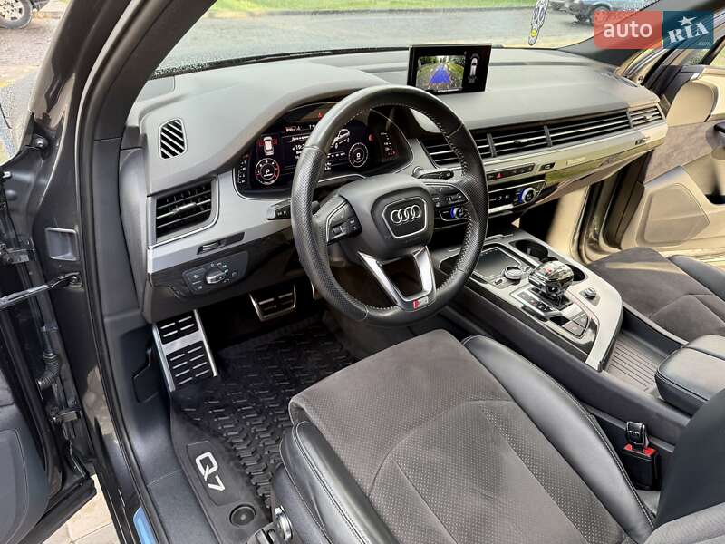 Позашляховик / Кросовер Audi Q7 2018 в Одесі