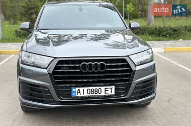 Внедорожник / Кроссовер Audi Q7 2018 в 