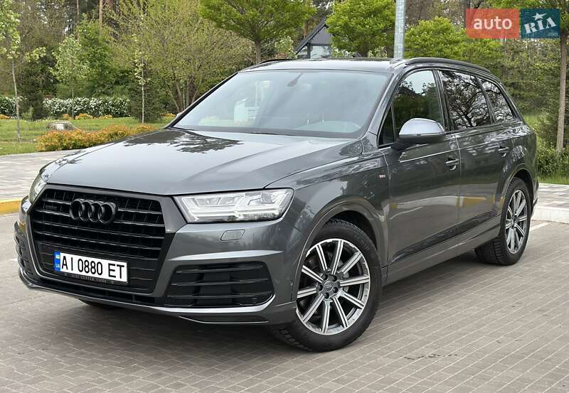 Внедорожник / Кроссовер Audi Q7 2018 в Буче