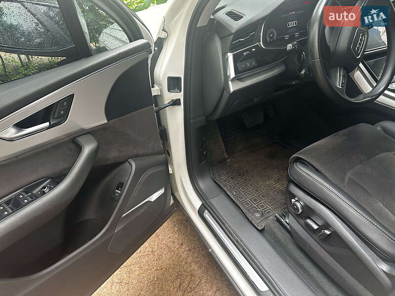 Внедорожник / Кроссовер Audi Q7 2020 в Житомире