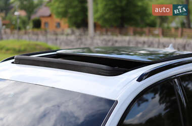 Внедорожник / Кроссовер Audi Q7 2016 в 