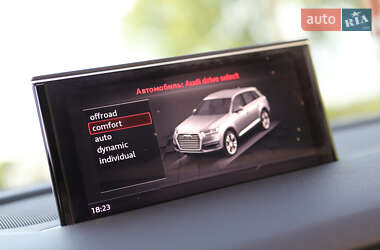 Внедорожник / Кроссовер Audi Q7 2016 в 