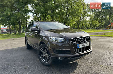 Позашляховик / Кросовер Audi Q7 2013 в Гадячі