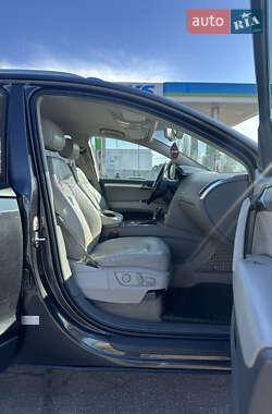 Внедорожник / Кроссовер Audi Q7 2006 в 