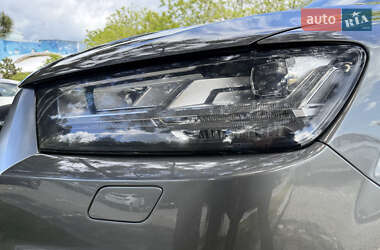 Внедорожник / Кроссовер Audi Q7 2015 в 