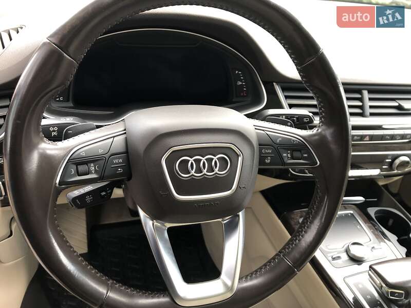 Внедорожник / Кроссовер Audi Q7 2018 в Киеве