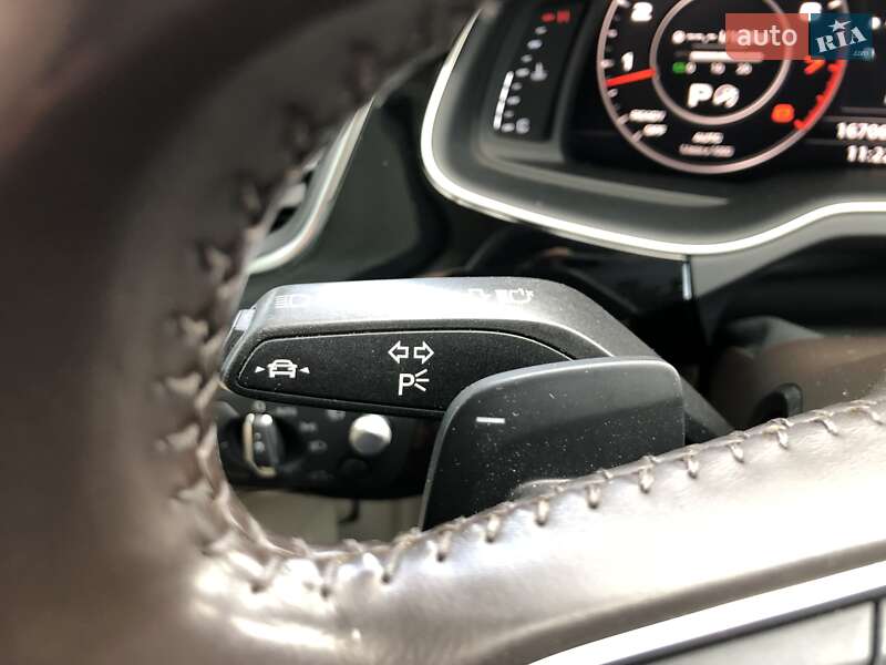 Внедорожник / Кроссовер Audi Q7 2018 в Киеве