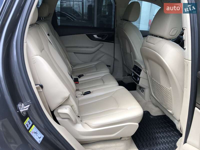 Внедорожник / Кроссовер Audi Q7 2018 в Киеве