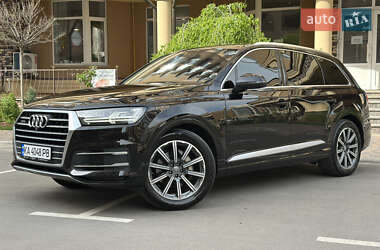 Внедорожник / Кроссовер Audi Q7 2016 в 