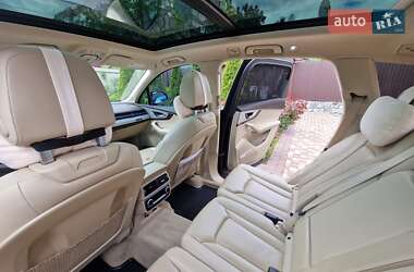 Внедорожник / Кроссовер Audi Q7 2017 в 
