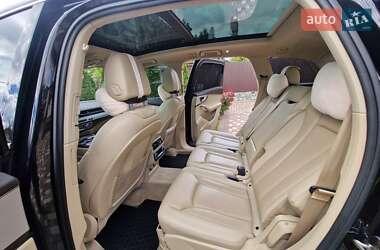 Внедорожник / Кроссовер Audi Q7 2017 в 