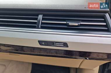 Внедорожник / Кроссовер Audi Q7 2017 в 