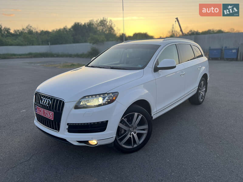 Внедорожник / Кроссовер Audi Q7 2011 в 