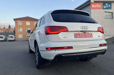 Внедорожник / Кроссовер Audi Q7 2011 в 