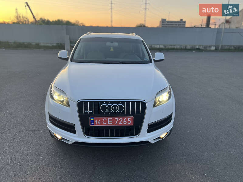 Внедорожник / Кроссовер Audi Q7 2011 в Ужгороде