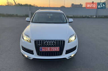 Внедорожник / Кроссовер Audi Q7 2011 в 