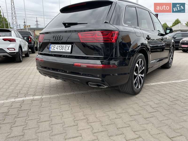Внедорожник / Кроссовер Audi Q7 2016 в Черновцах