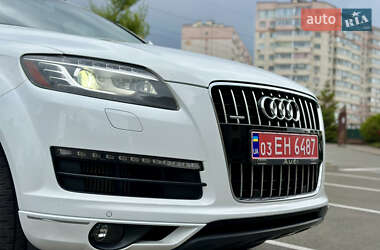 Внедорожник / Кроссовер Audi Q7 2011 в 