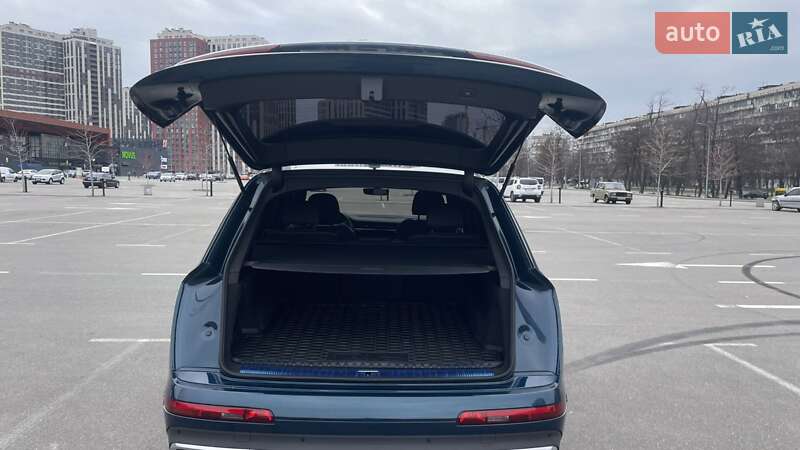Внедорожник / Кроссовер Audi Q7 2022 в Киеве фото 16 Внедорожник / Кроссовер Audi Q7 2022 в Киеве