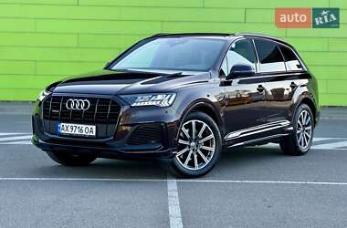 Позашляховик / Кросовер Audi Q7 2020 в Києві