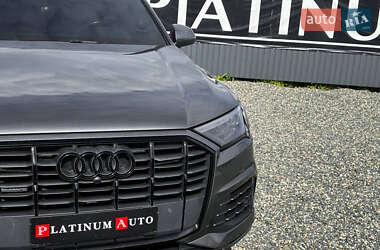 Внедорожник / Кроссовер Audi Q7 2020 в 