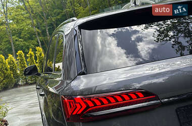 Внедорожник / Кроссовер Audi Q7 2020 в 