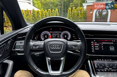 Внедорожник / Кроссовер Audi Q7 2020 в 