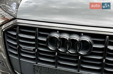 Внедорожник / Кроссовер Audi Q7 2020 в 