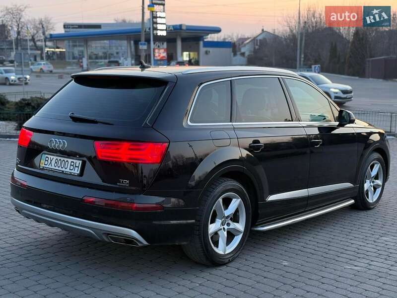 Внедорожник / Кроссовер Audi Q7 2017 в Хмельницком