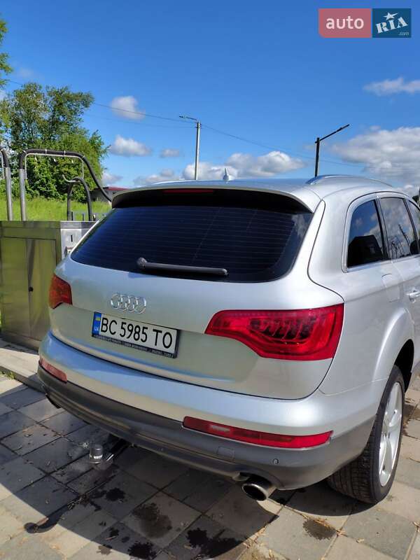 Внедорожник / Кроссовер Audi Q7 2010 в Самборе