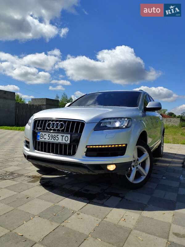 Внедорожник / Кроссовер Audi Q7 2010 в Самборе