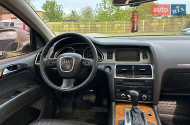 Внедорожник / Кроссовер Audi Q7 2007 в 
