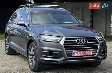 Внедорожник / Кроссовер Audi Q7 2017 в 