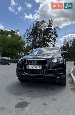 Внедорожник / Кроссовер Audi Q7 2010 в 