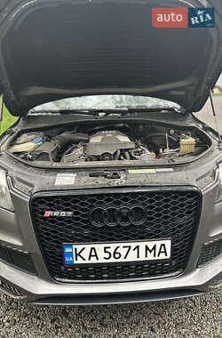 Позашляховик / Кросовер Audi Q7 2015 в 